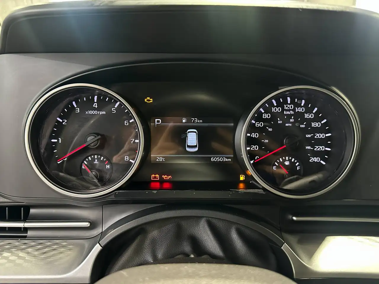 Kia Carnival photo Kia Carnival