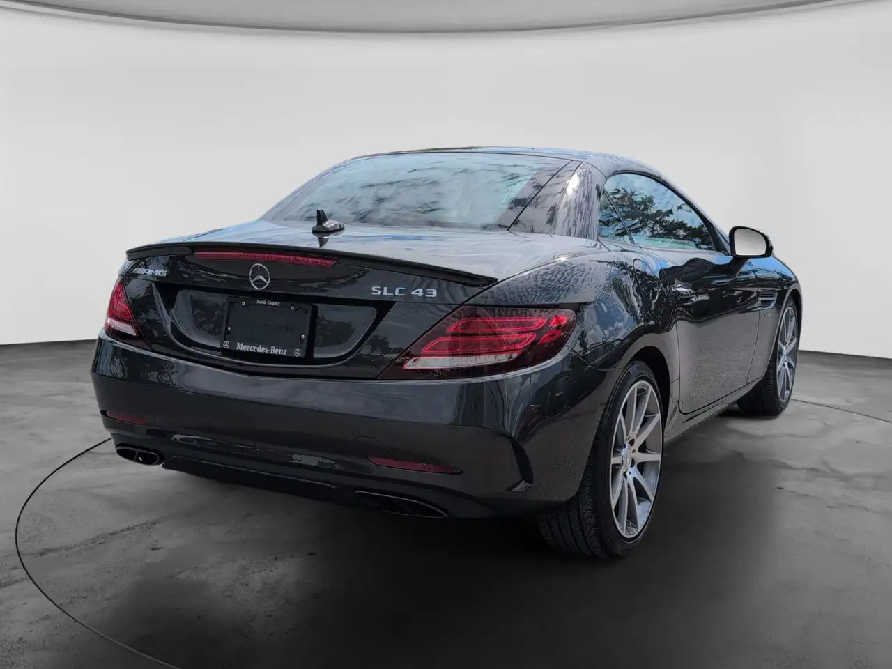Mercedes-Benz SLC снимка Mercedes-Benz SLC