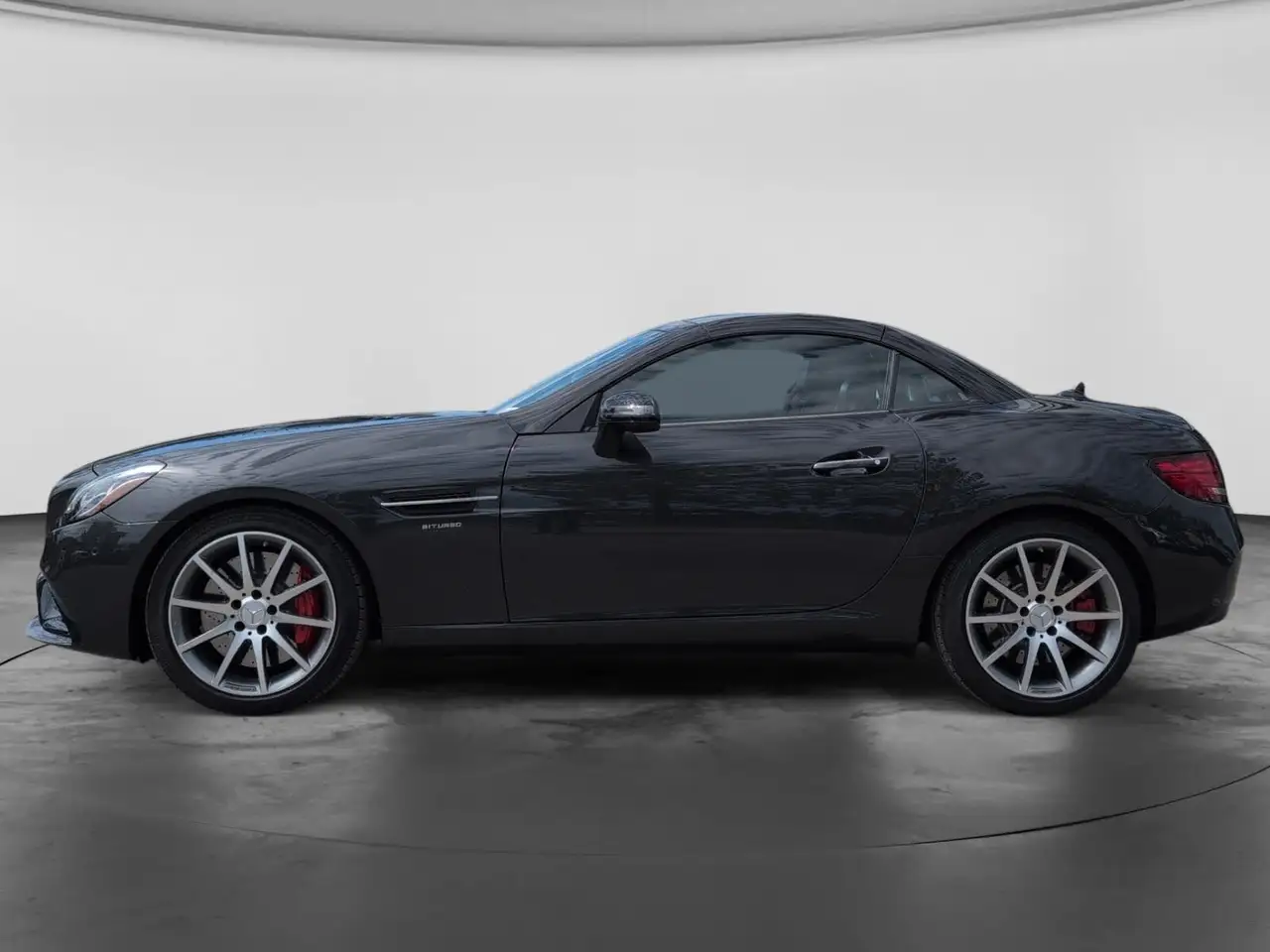 Mercedes-Benz SLC снимка Mercedes-Benz SLC