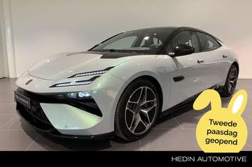 Base 102 kWh | Elektrische Trekhaak | Alcantara -