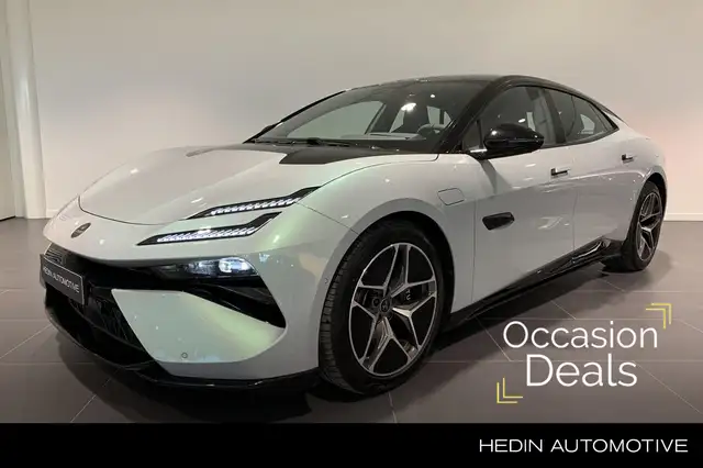 Lotus Emeya Base 102 kWh | Elektrische Trekhaak | Alcantara -