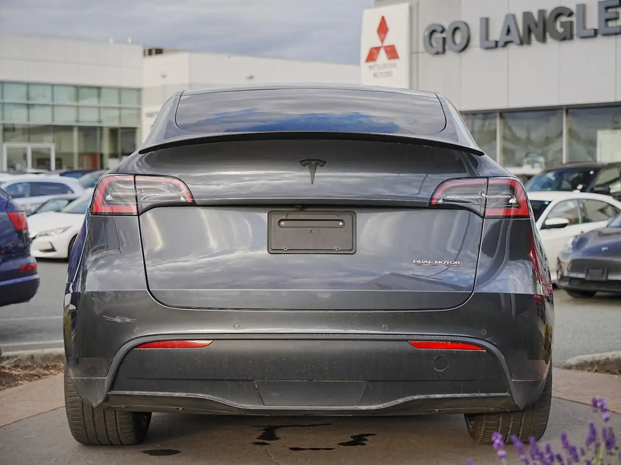 Tesla Model Y fotografie Tesla Model Y