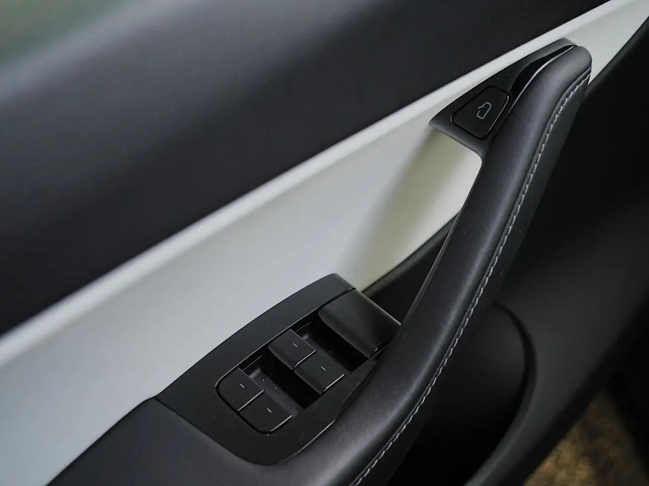Tesla Model Y fotografie Tesla Model Y
