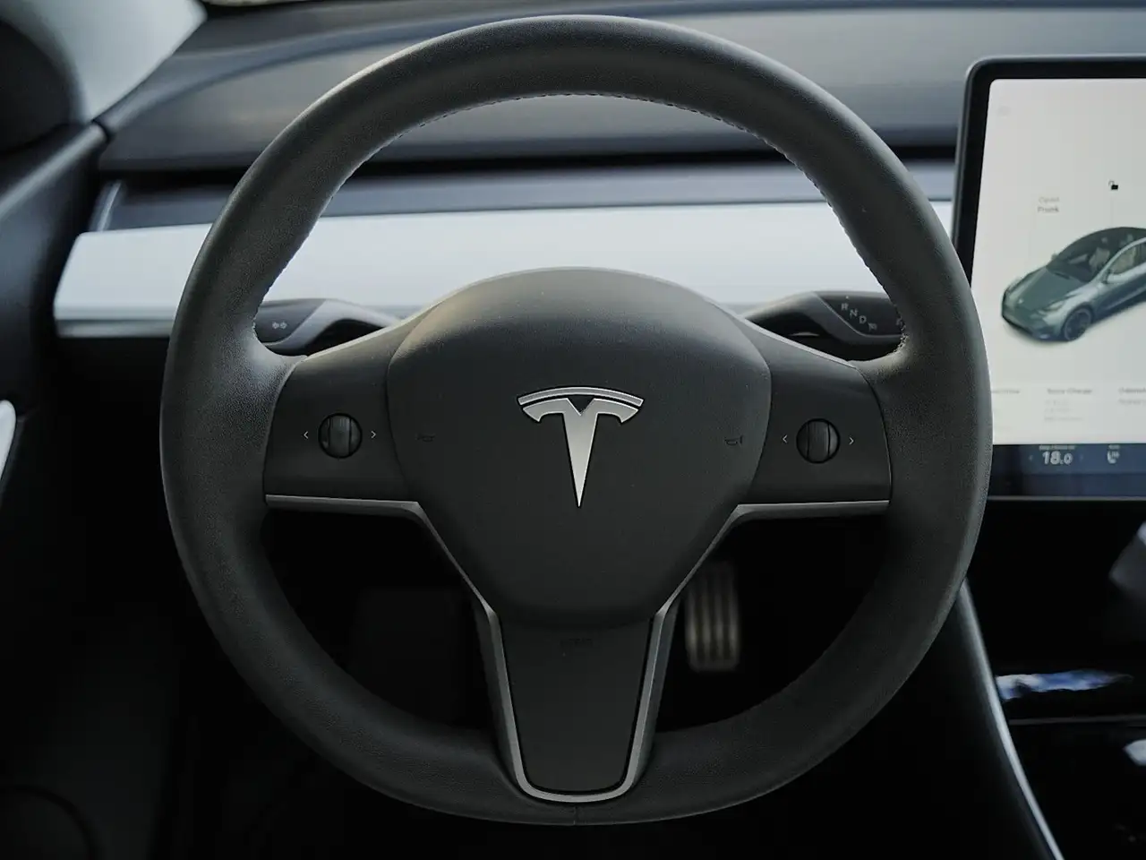 Tesla Model Y fotografie Tesla Model Y