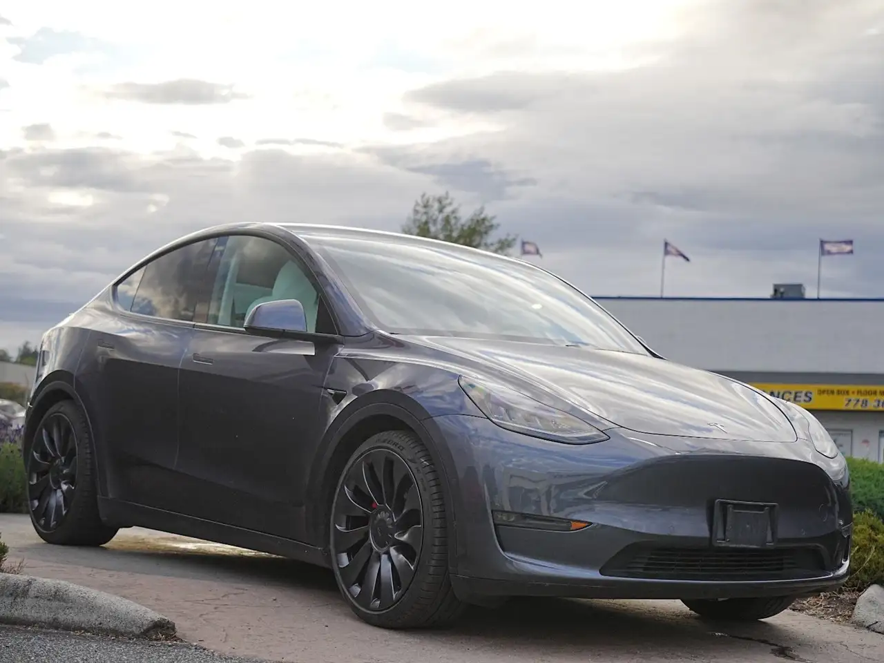 Tesla Model Y fotografie Tesla Model Y