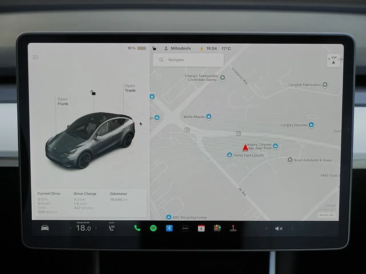 Tesla Model Y fotografie Tesla Model Y