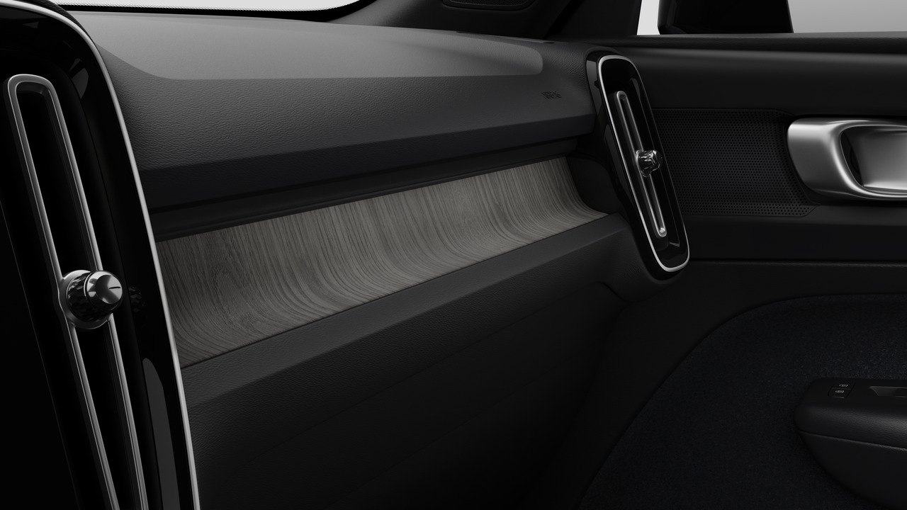 2026 Volvo XC40 Plus (Dark Theme) thumb 9