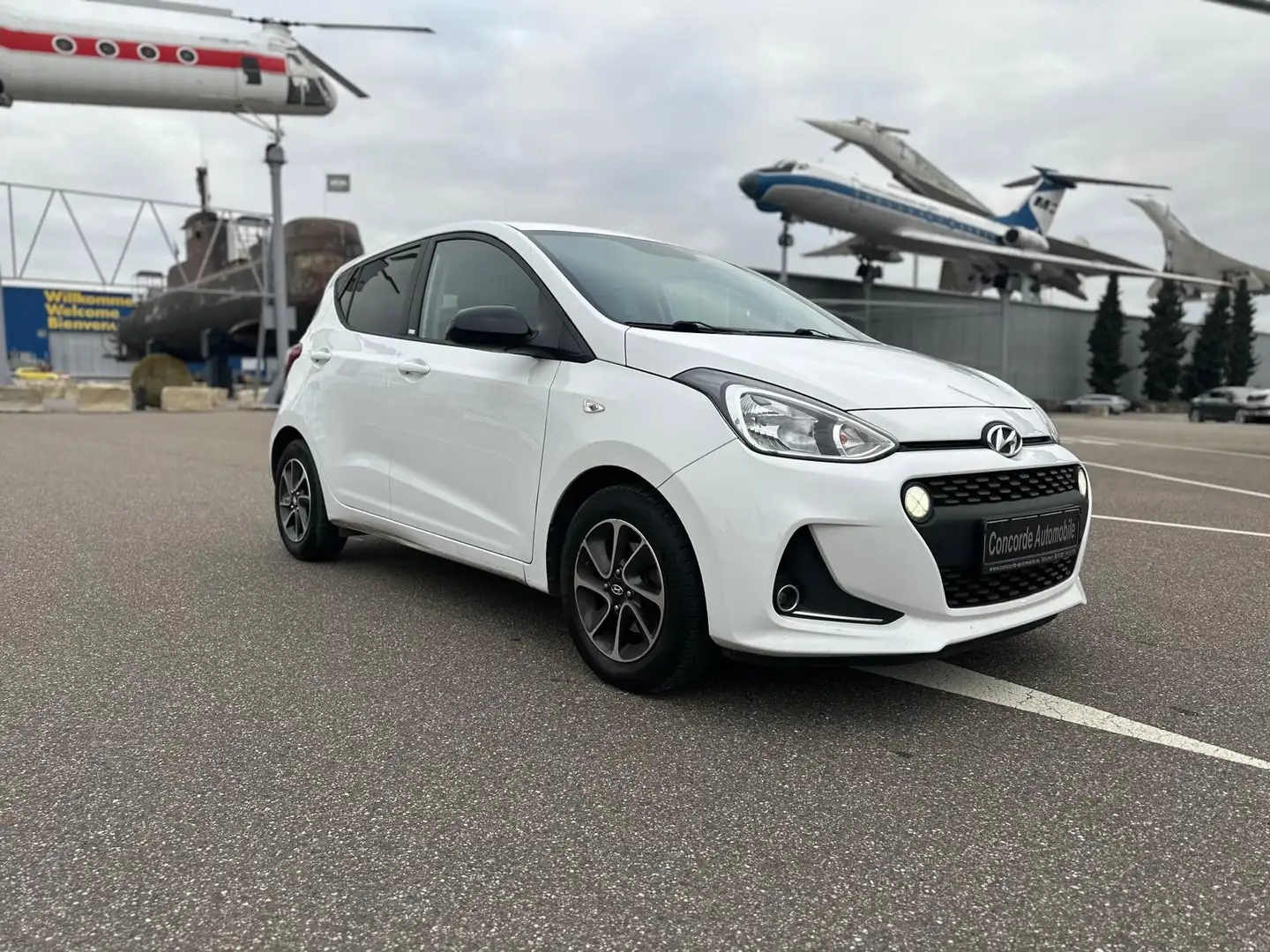 Hyundai i10 YES!/Lenkradheizung Weiß - 1