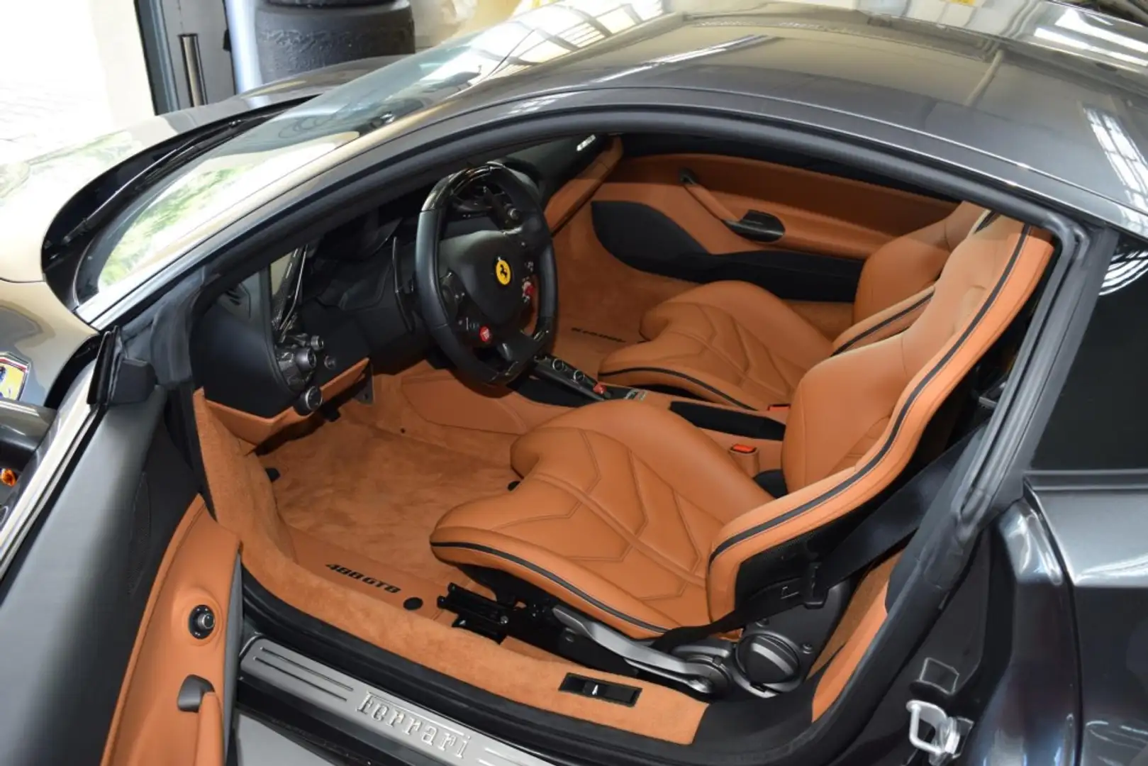 Ferrari 488 Carbon Paket * Racingsitze * Lifting LED Szary - 2