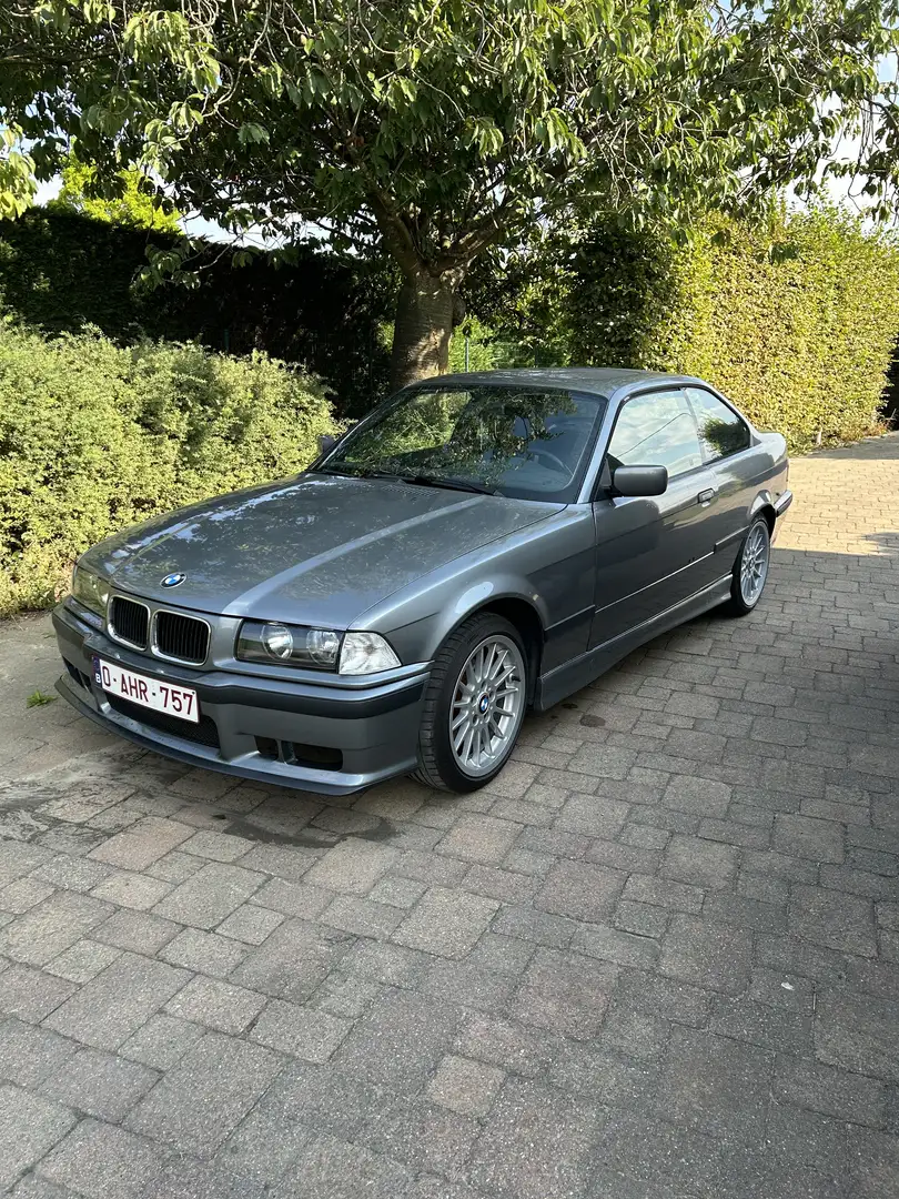 BMW 318 bmw e36 318is 1992 - 1