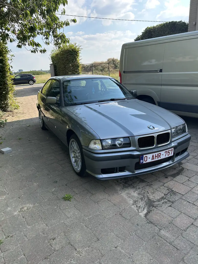 BMW 318 bmw e36 318is 1992 - 2