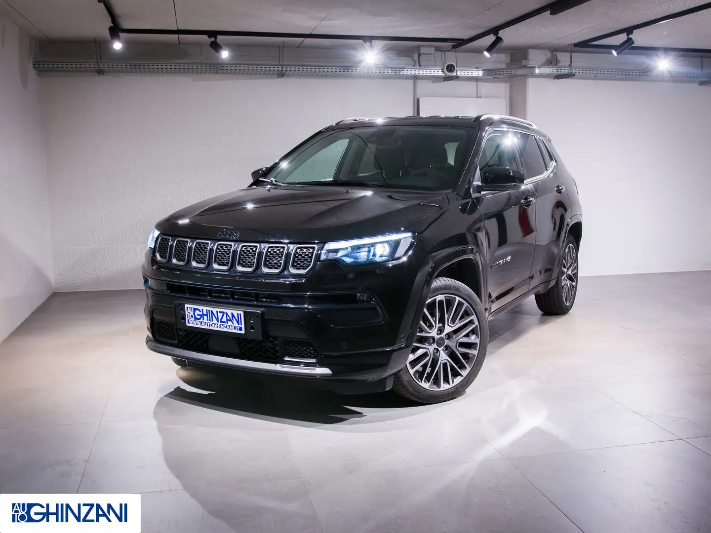 Jeep Compass 1.5 Turbo T4 130CV MHEV 2WD Summit Nero - 2