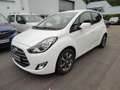 Hyundai iX20 1.6 Automatik/Klimaaut/Navi/PDC+Cam/Alu Weiß - thumbnail 1