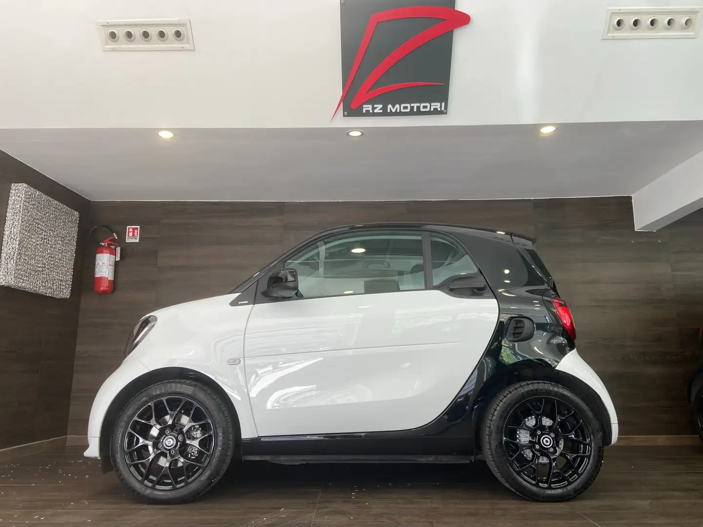smart forTwo 1.0 Superpassion 71cv twinamic-1 PRO*-ITALIANA Bianco - 2