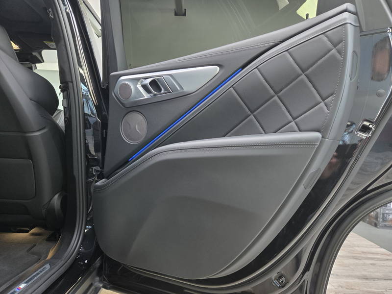 BMW XM 50e AHK 23Zoll DrivingProf ServiceInclusive5J — photo 31