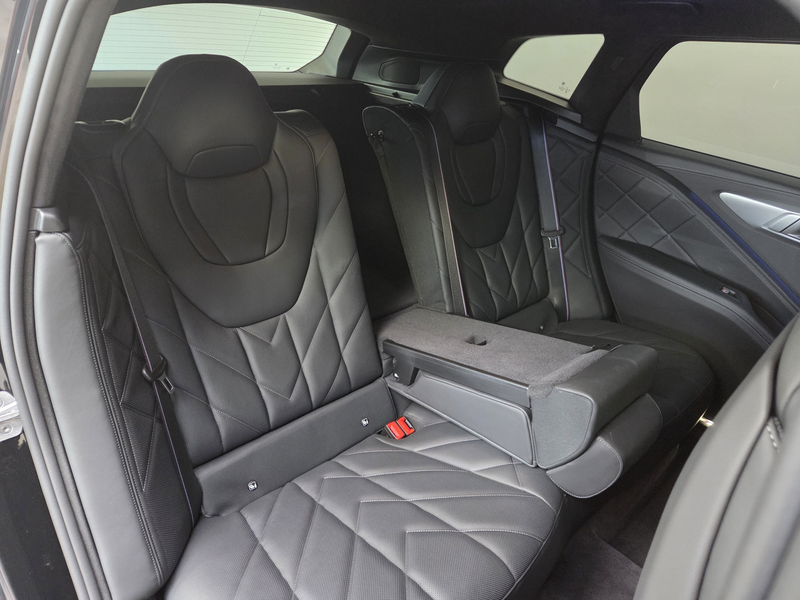 BMW XM 50e AHK 23Zoll DrivingProf ServiceInclusive5J — photo 28
