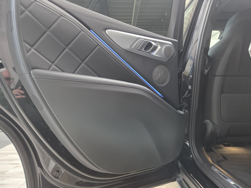 BMW XM 50e AHK 23Zoll DrivingProf ServiceInclusive5J — photo 21