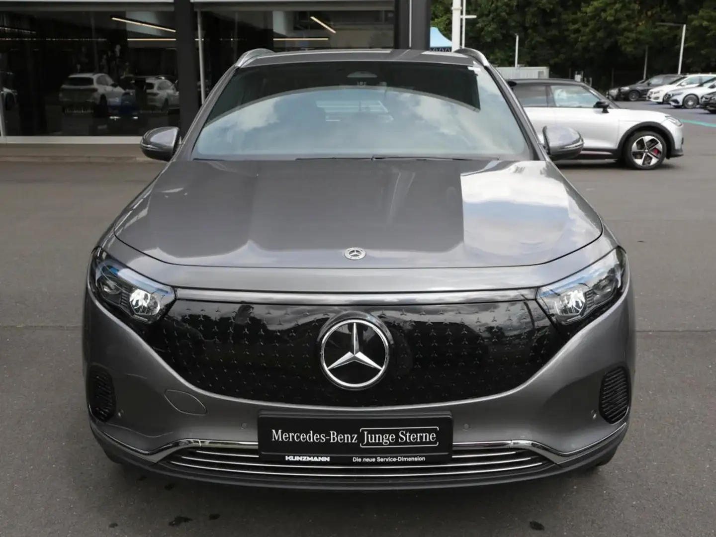 Mercedes-Benz EQA 300 4M Progressive Advanced-Paket Easy-Pack Grijs - 2
