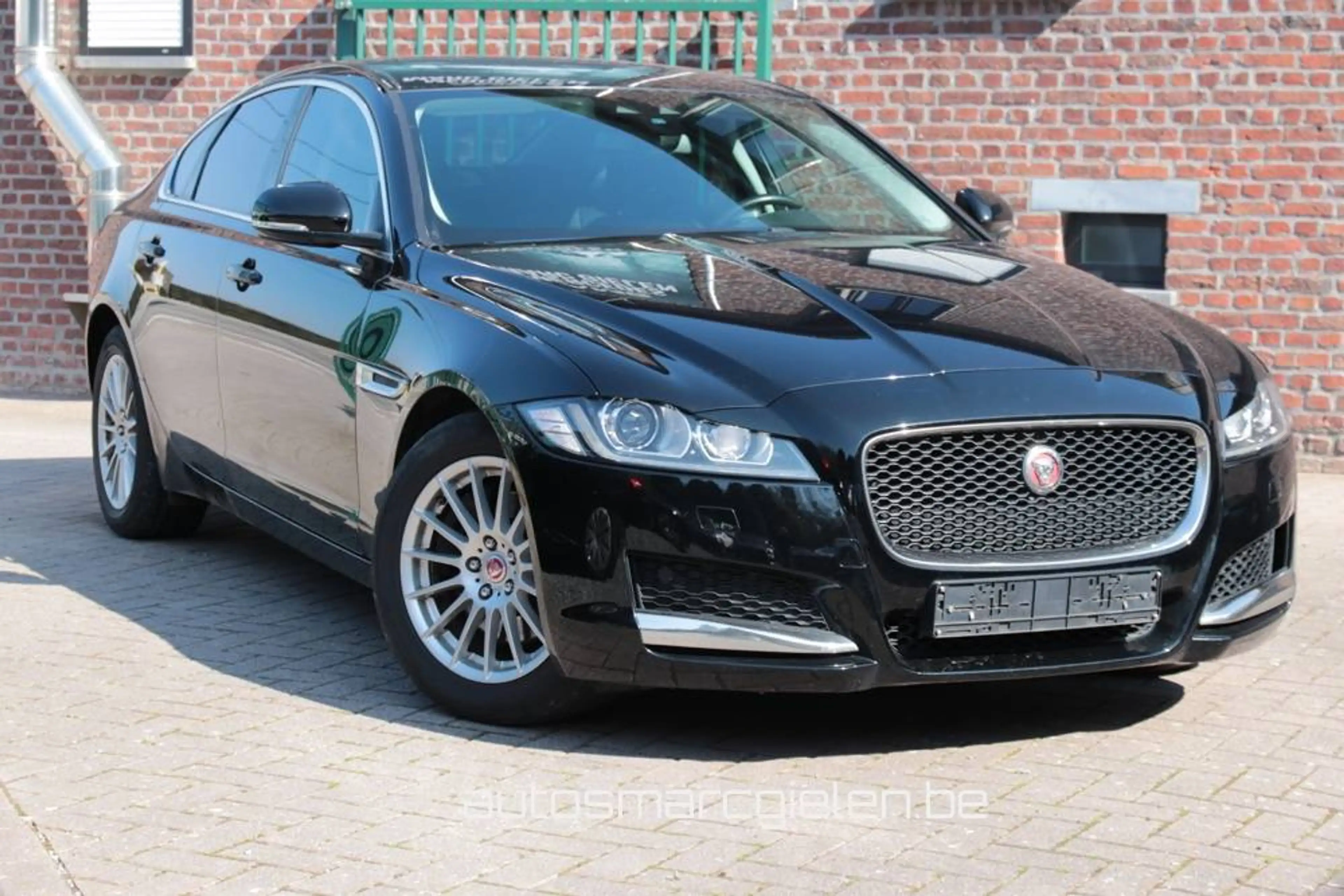 Jaguar XF XF 2.0 D, Leder, Cruise control, Alu velg, Navi — photo 3