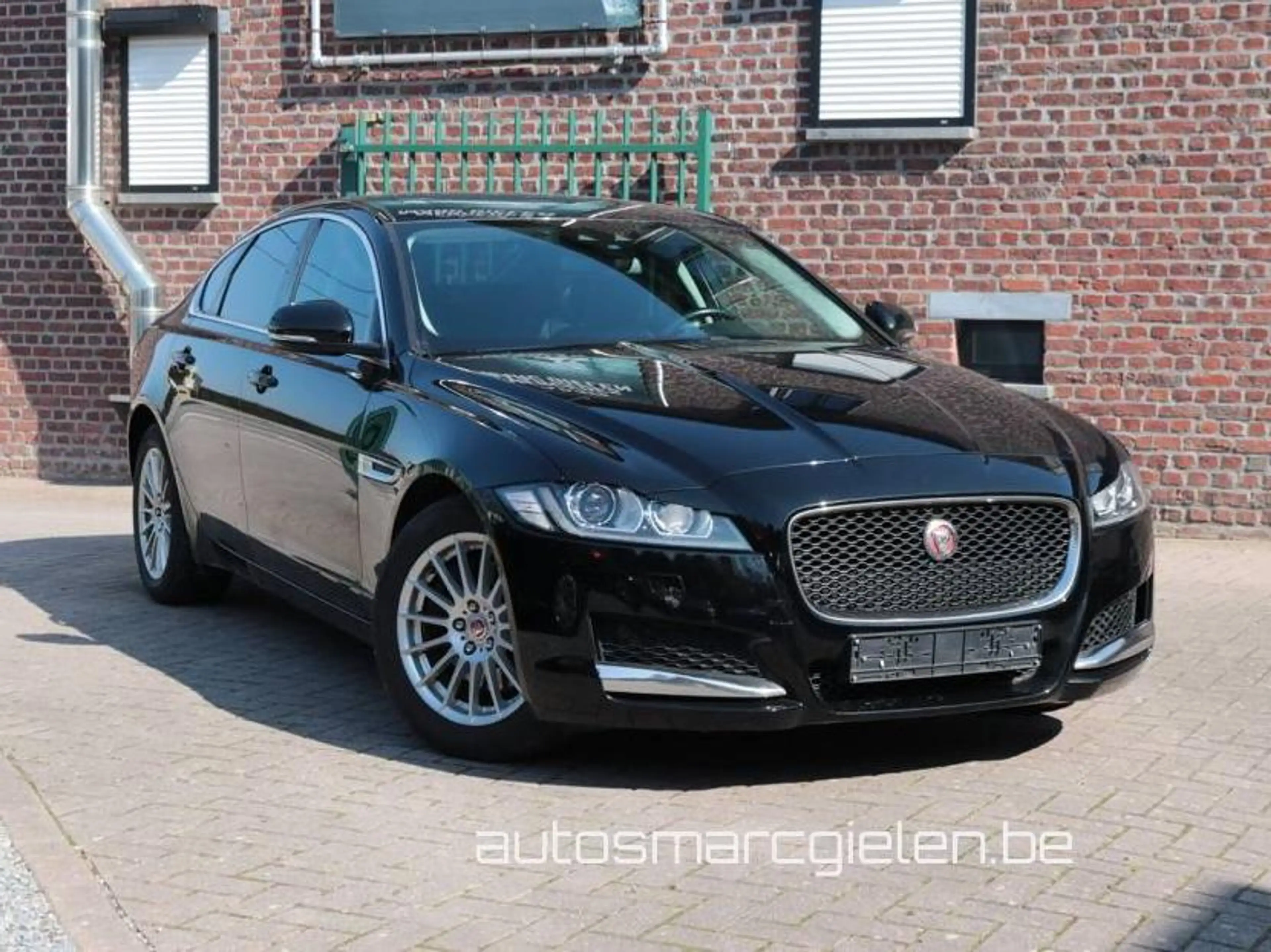 Jaguar XF XF 2.0 D, Leder, Cruise control, Alu velg, Navi — photo 2