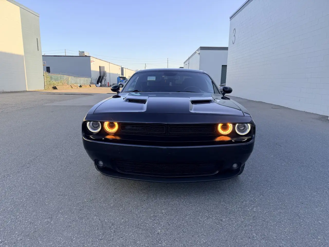 Dodge Challenger снимка Dodge Challenger