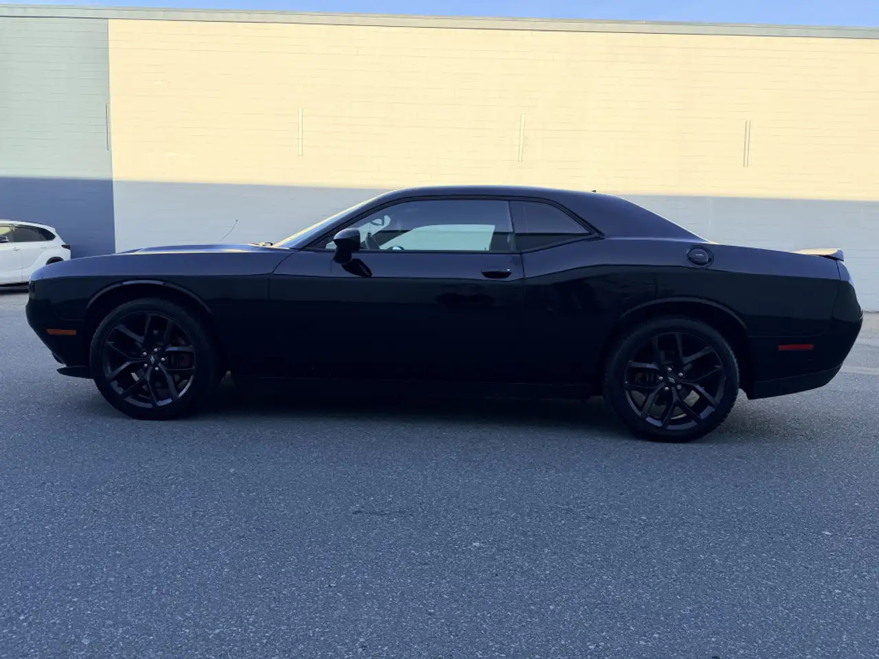 Dodge Challenger снимка Dodge Challenger