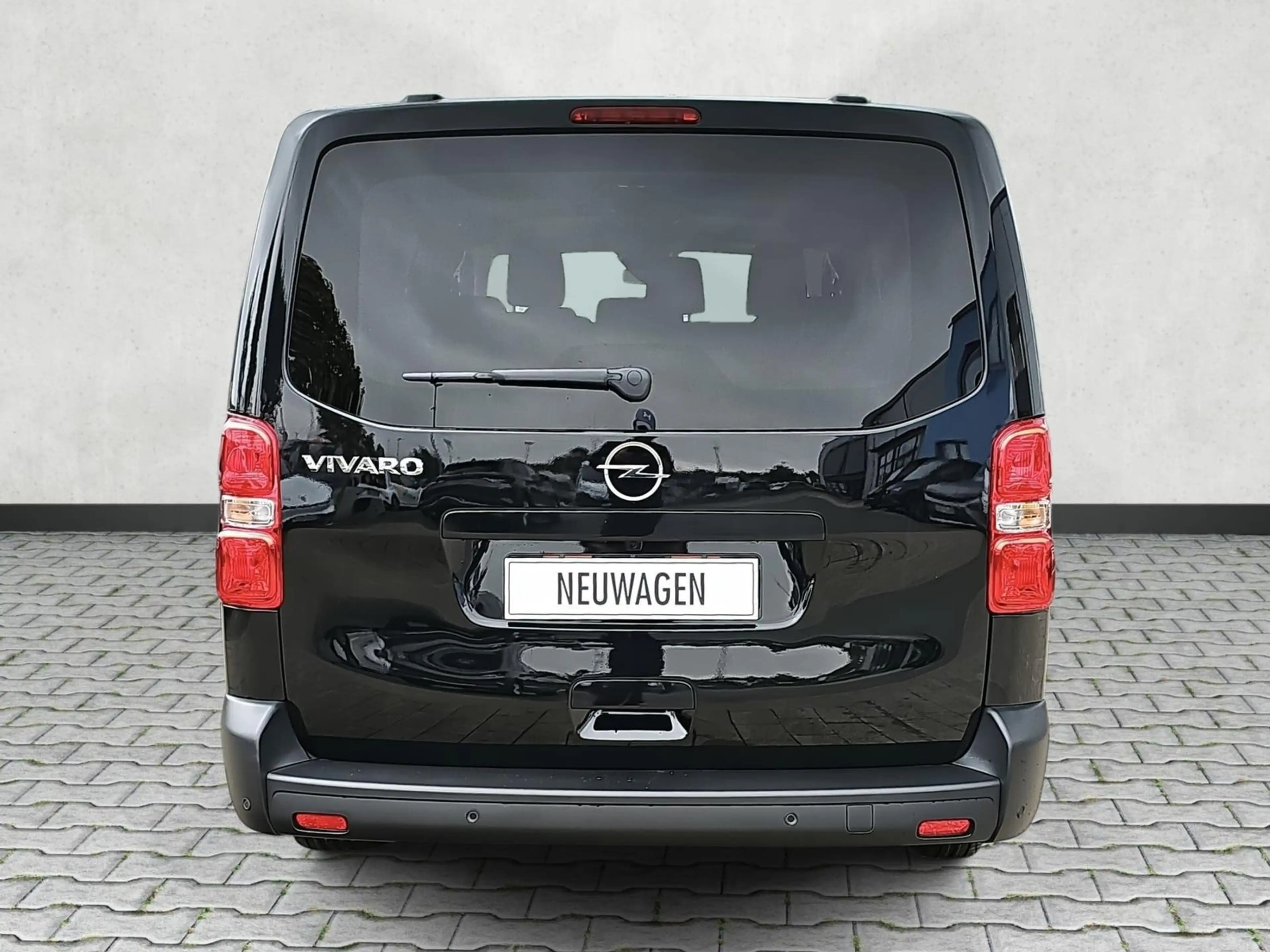 Opel Vivaro XL Kombi 2.2 Diesel Autom. Navi / Kamera 132 kW... — photo 6