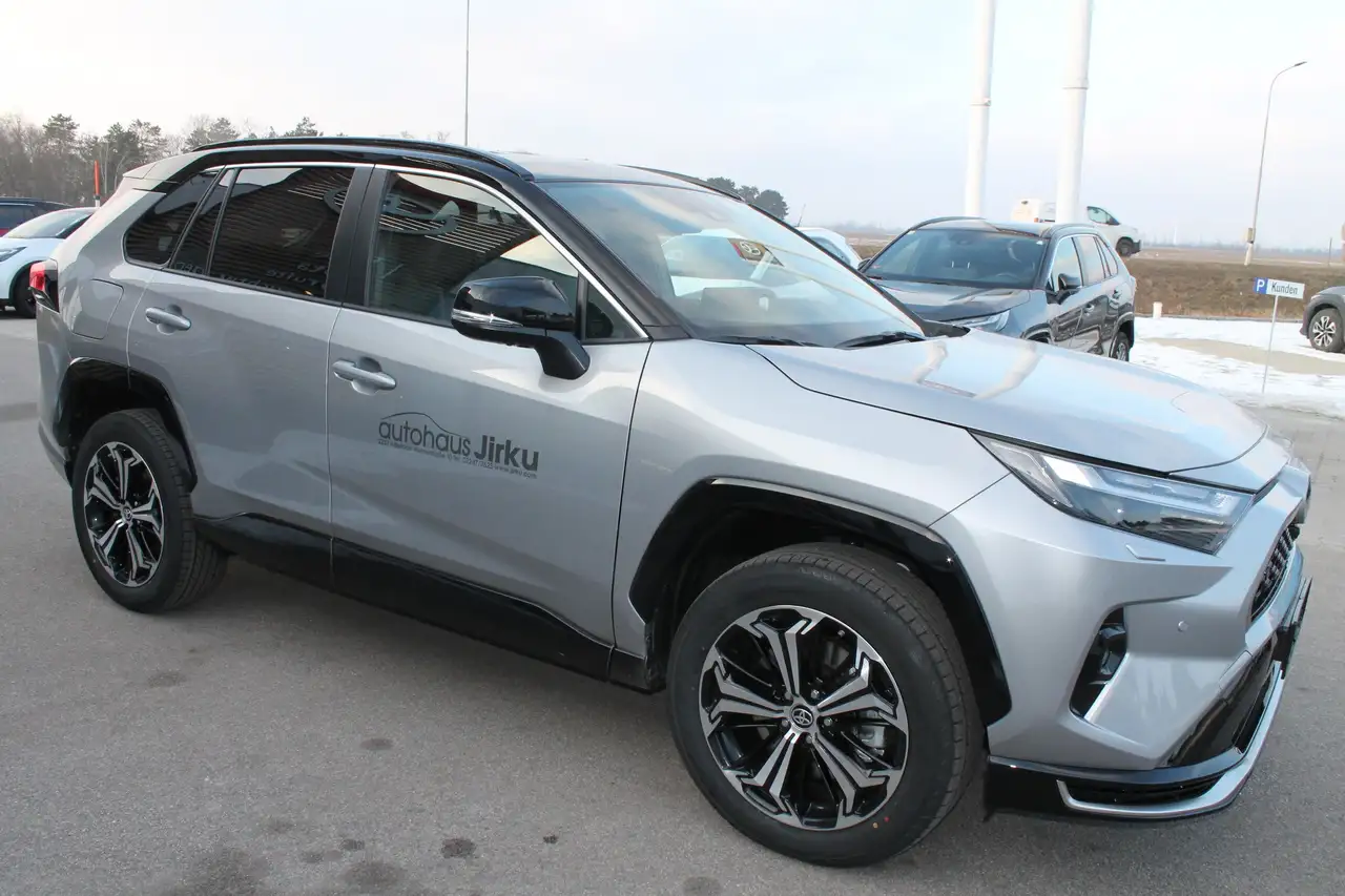 Toyota RAV4 2026
