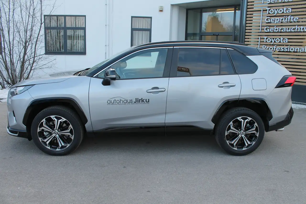 Toyota RAV4 2026