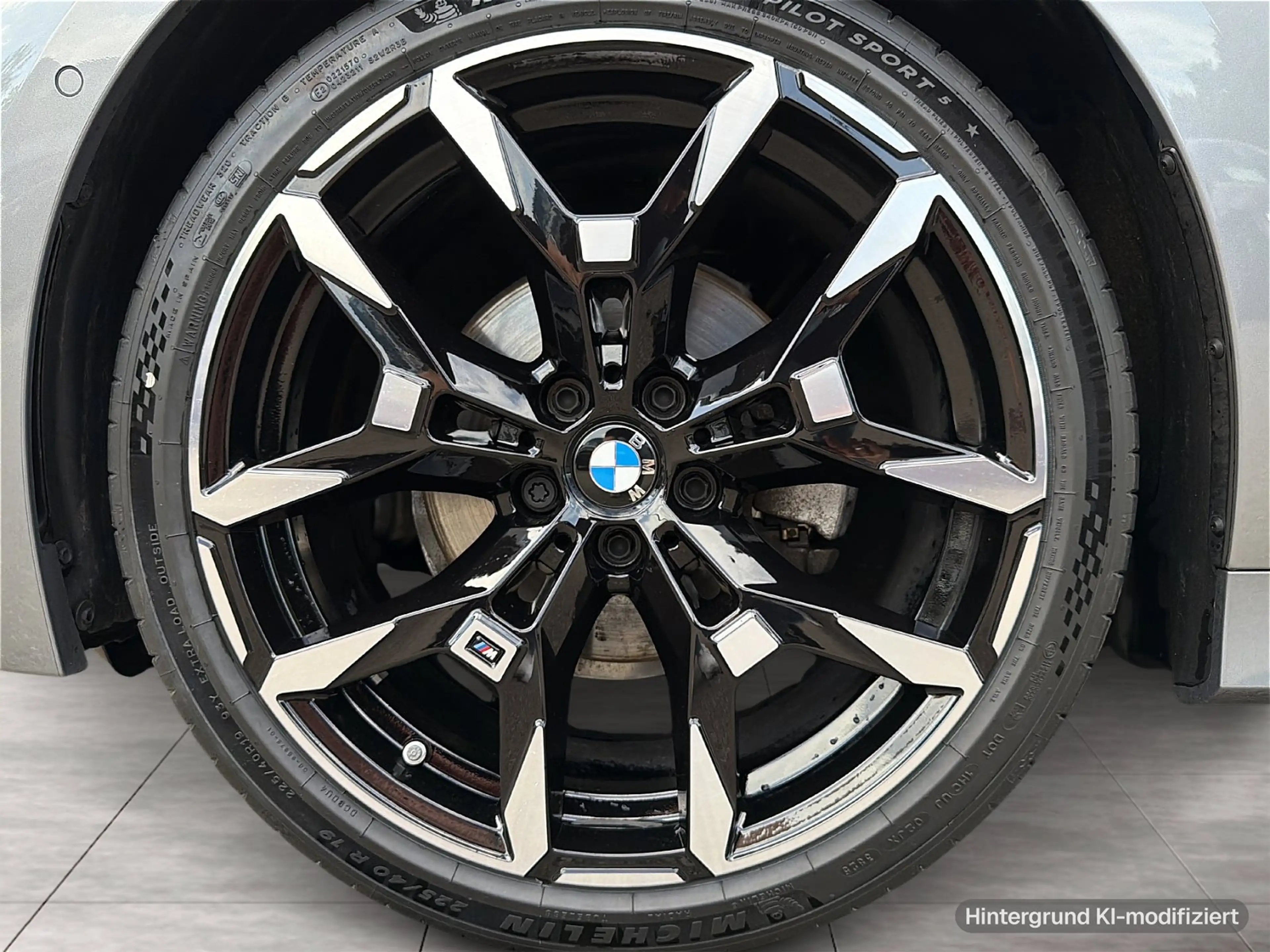 BMW 320 i Touring M Sportpaket 19" ACC HUD HiFi DAB LED Sh — photo 6