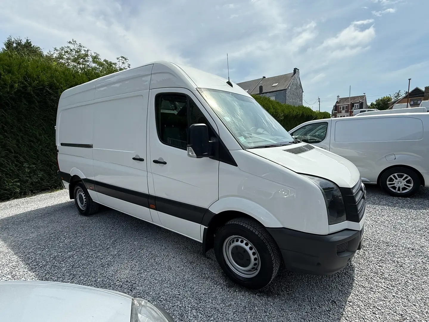 Volkswagen Crafter 2.0 TDi - 59.000 KM SEULEMENT - TVA DEDUCTIBLE - Bianco - 2