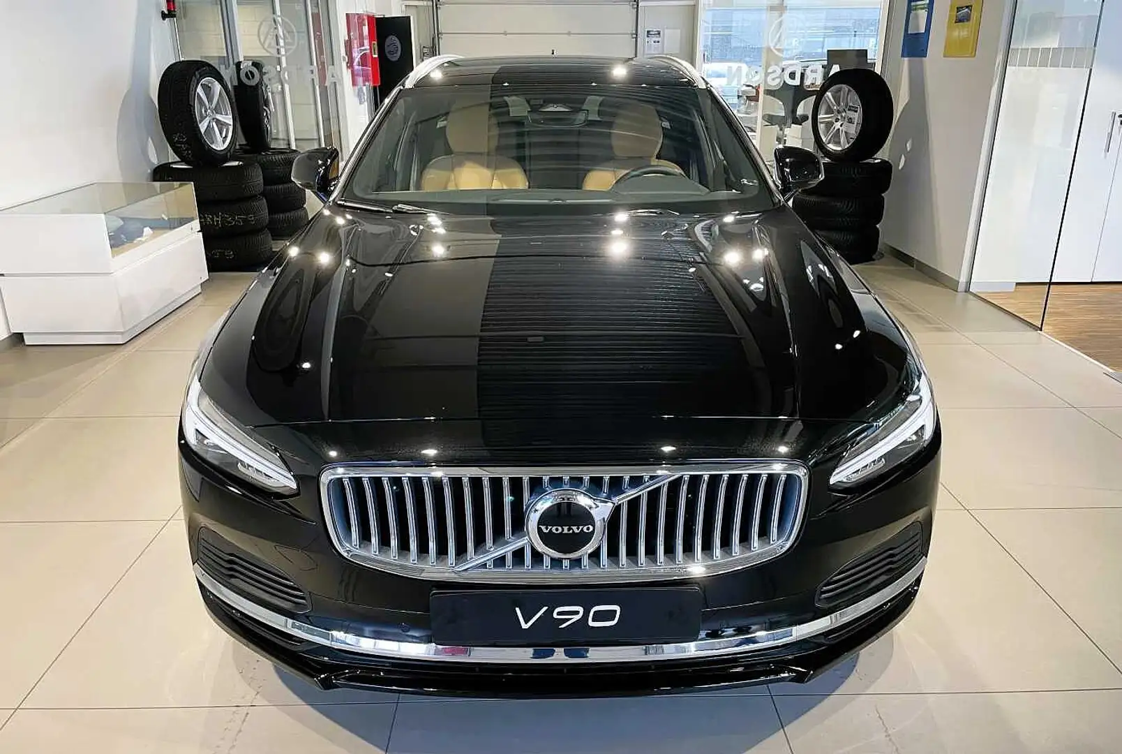 Volvo V90 Recharge T6 AWD plug-in hybrid  ' PAS IMMATRICULÉ Zwart - 2