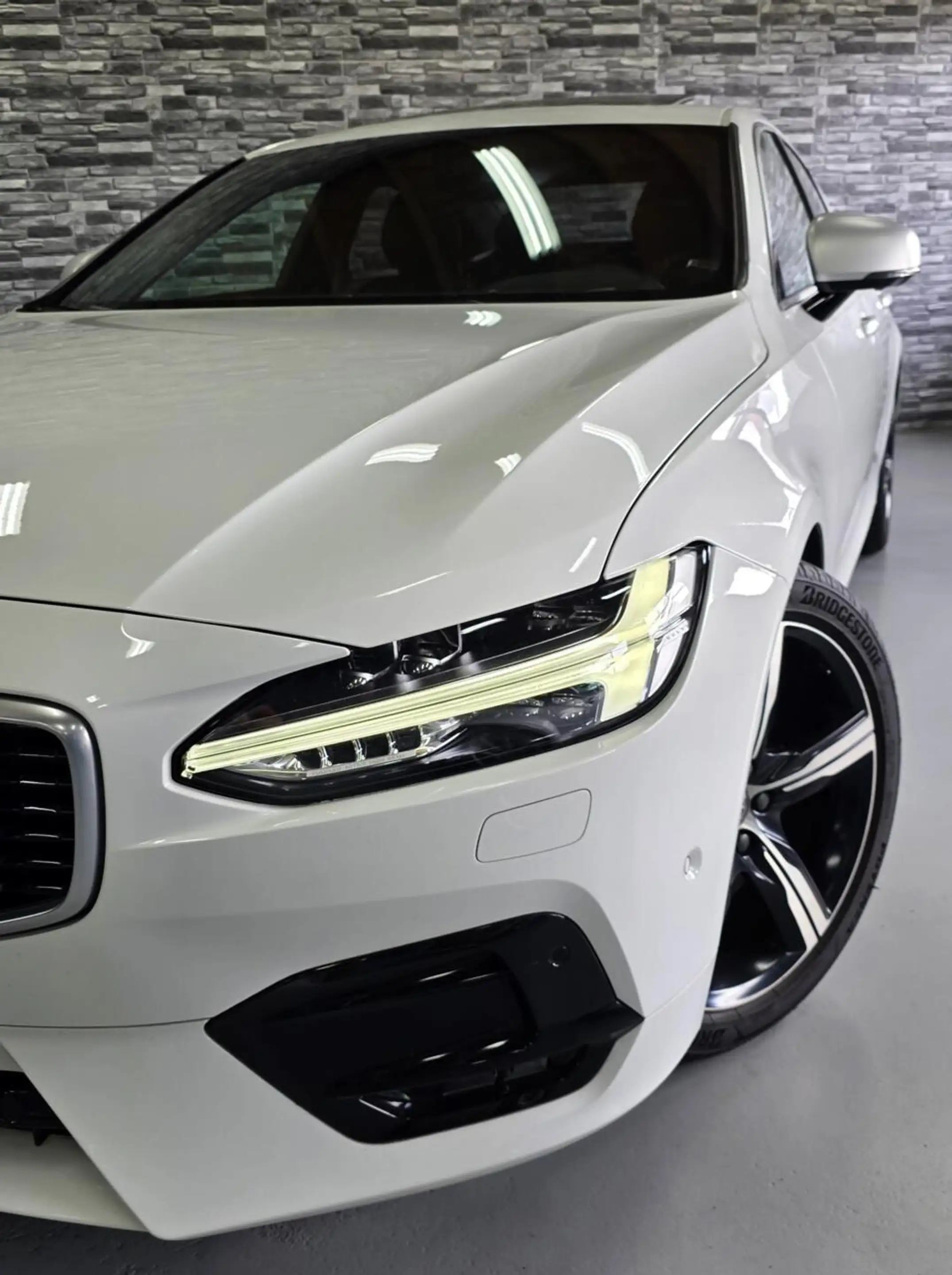 Volvo S90 2.0 T6 AWD Inscription R Design *320PK*Ice white*! — photo 39