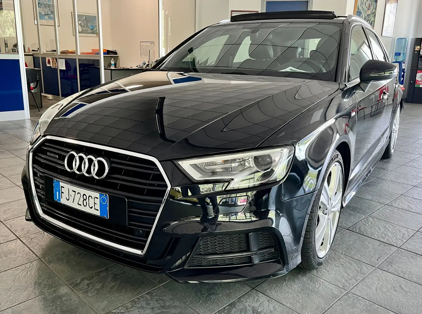Audi A3 Sportback 2.0 tdi Sport quattro 184cv s-tronic Black - 1