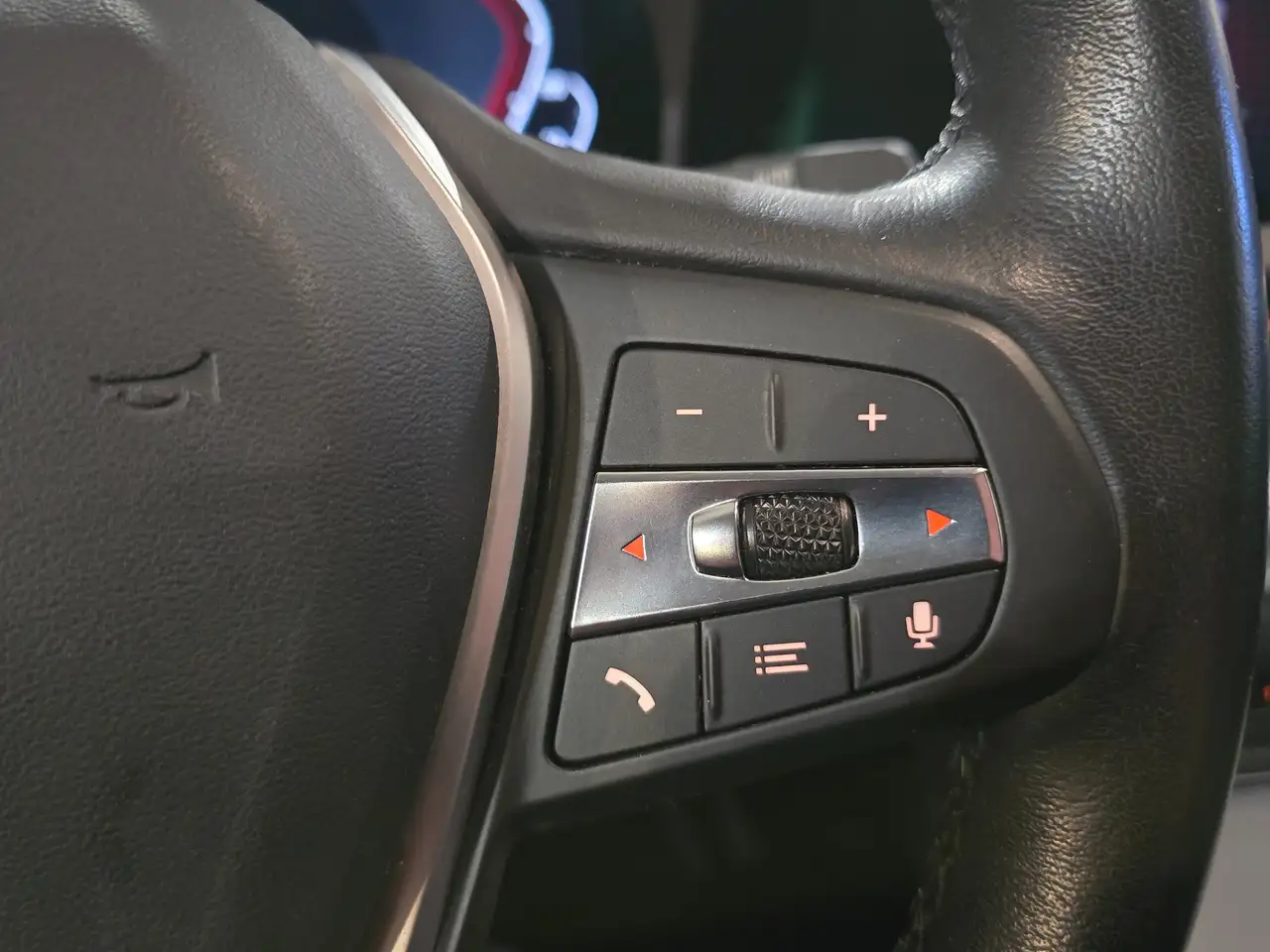 BMW 320 Hybride 320e PHEV/ Led lichts/ 33gCo /Leder /Dab, миниатюра 17