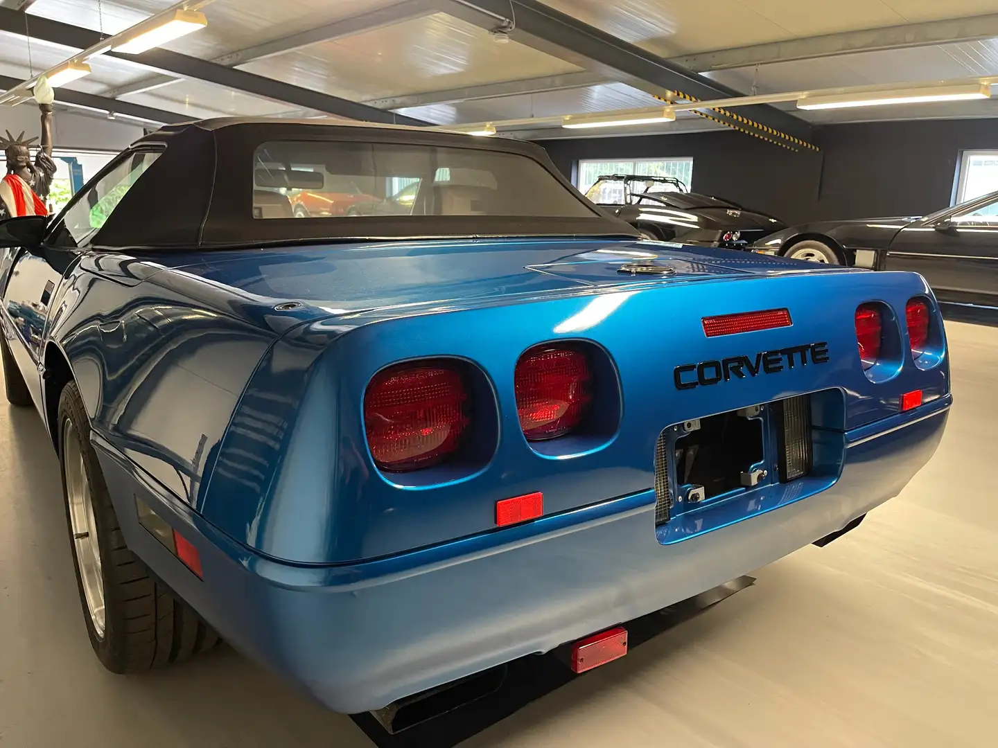 Corvette C4 LT1 mit H Kennzeichen Kék - 2