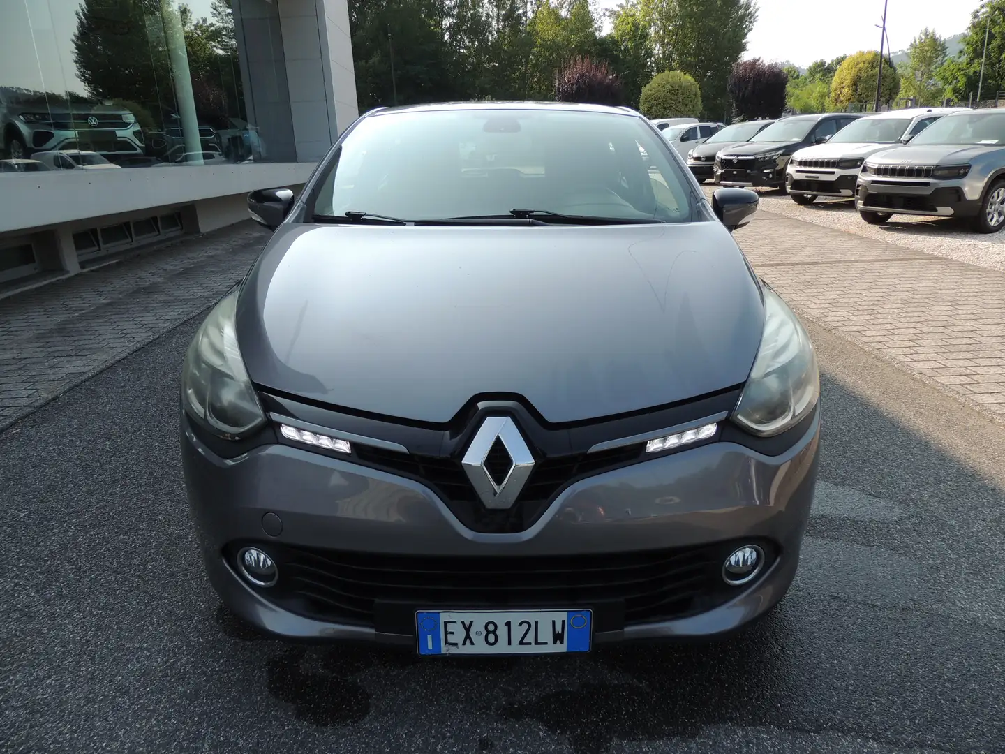 Renault Clio 5p 1.5 dci Costume National 75cv Gris - 2