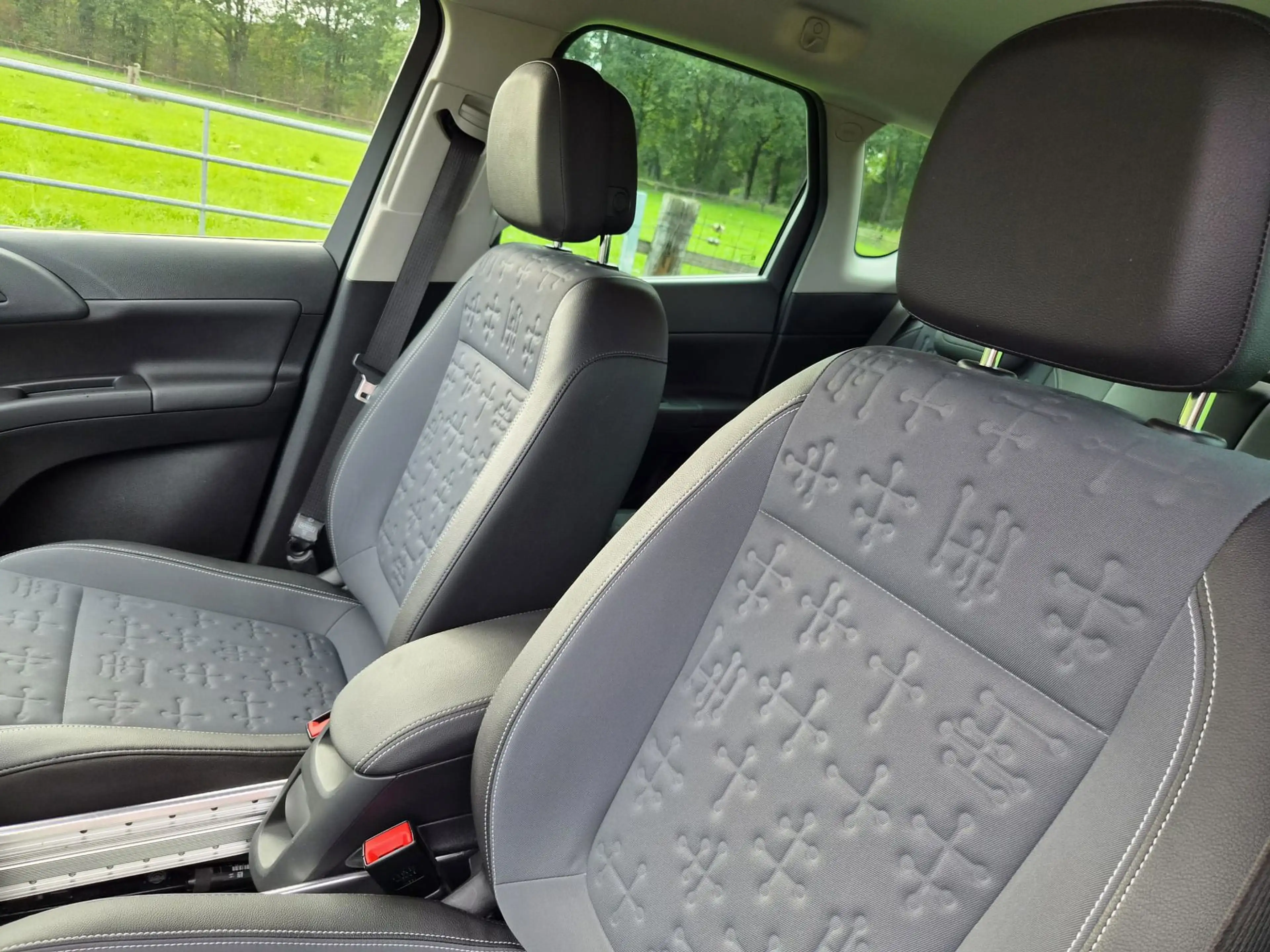 Opel Meriva 1.4 Turbo Cosmo prachtige staat — photo 9