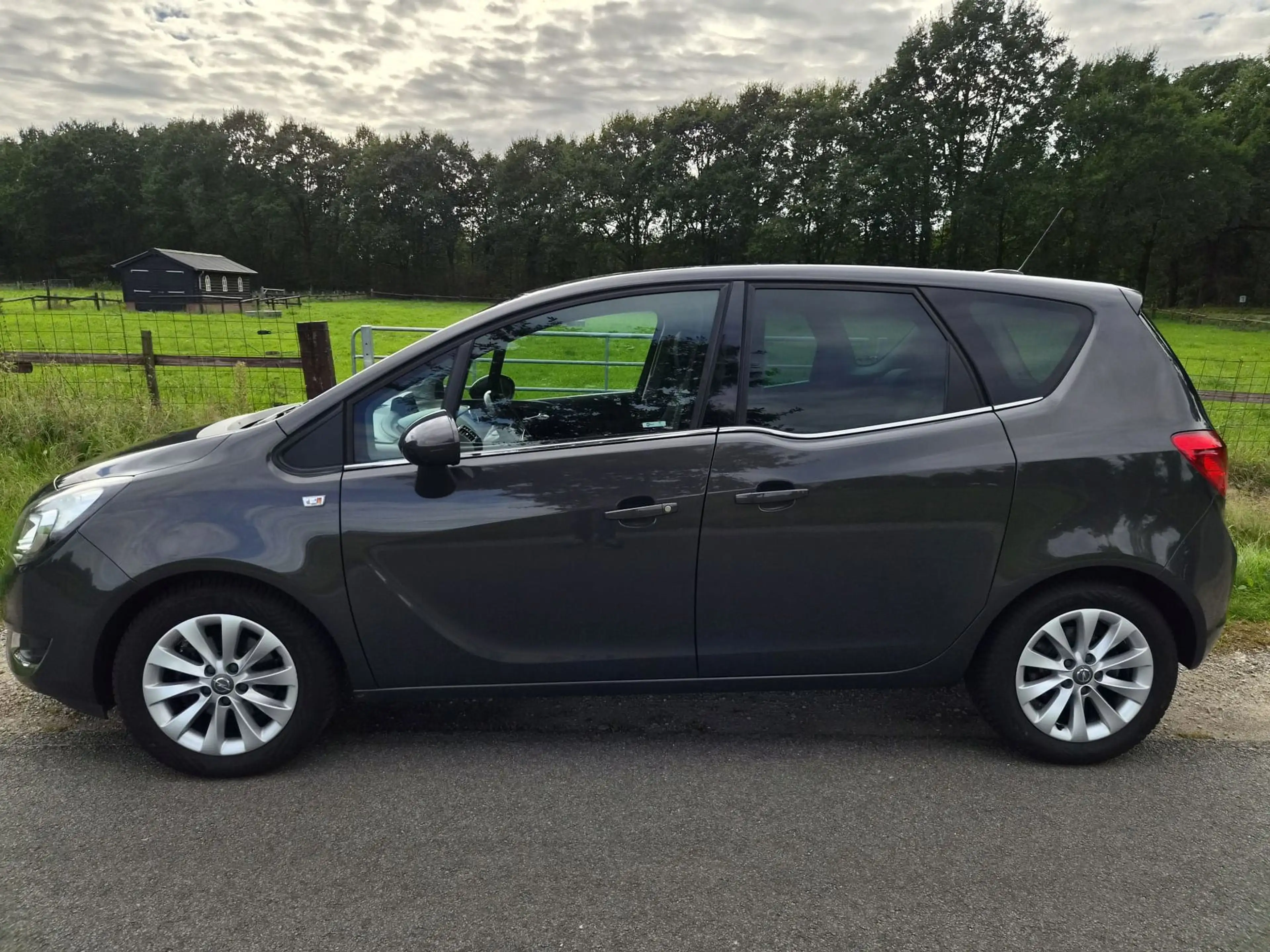 Opel Meriva 1.4 Turbo Cosmo prachtige staat — photo 3