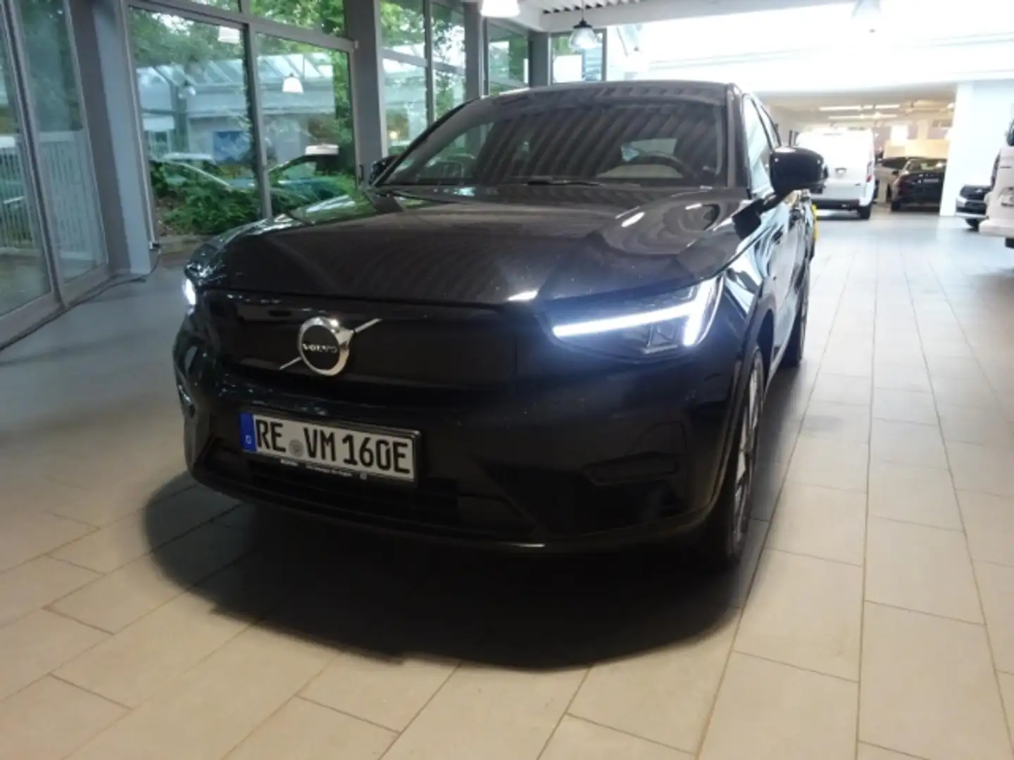 Volvo C40 Recharge Plus Single Motor Extended Range Schwarz - 1