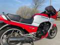 Kawasaki GPZ 900 R Rood - thumbnail 13
