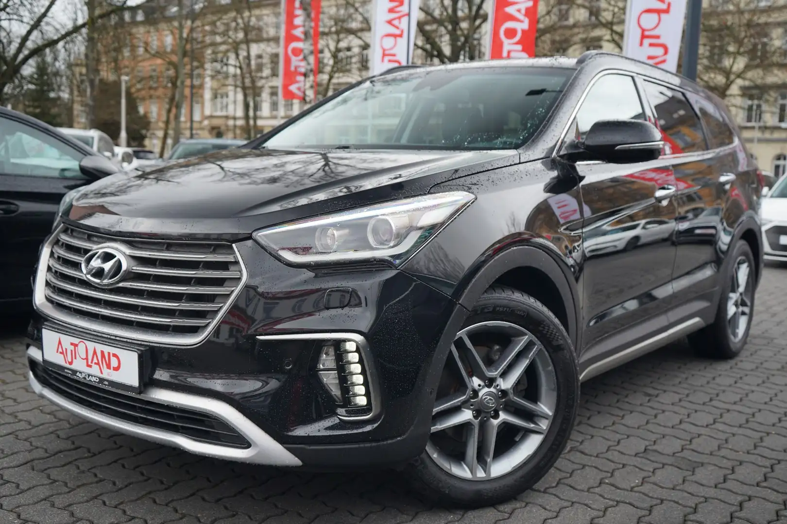 Hyundai Grand Santa Fe 2.2 T-GDI Premium 4WD Navi AHK Negro - 2