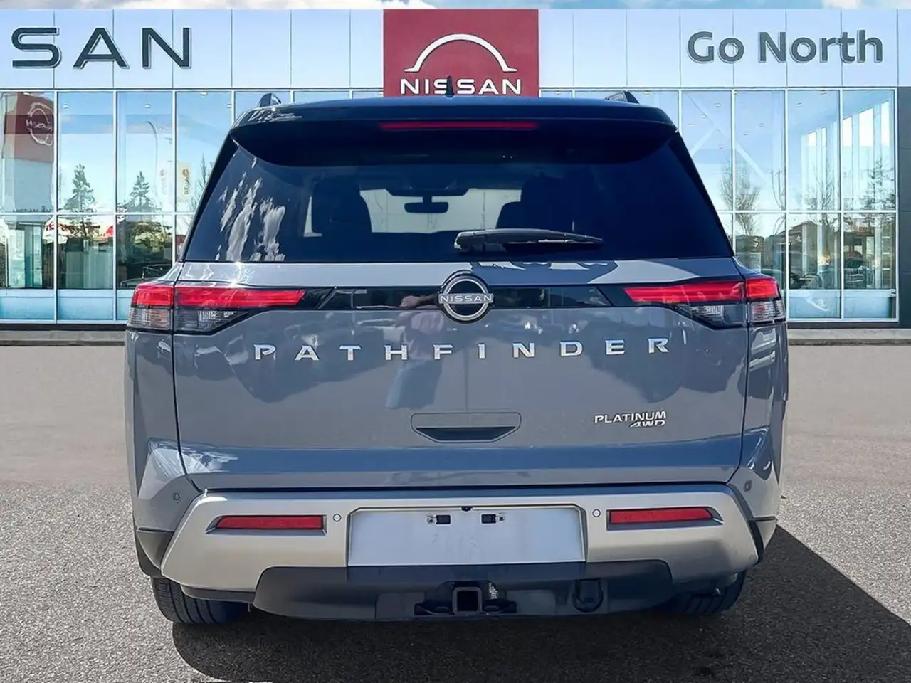 Nissan Pathfinder photo Nissan Pathfinder