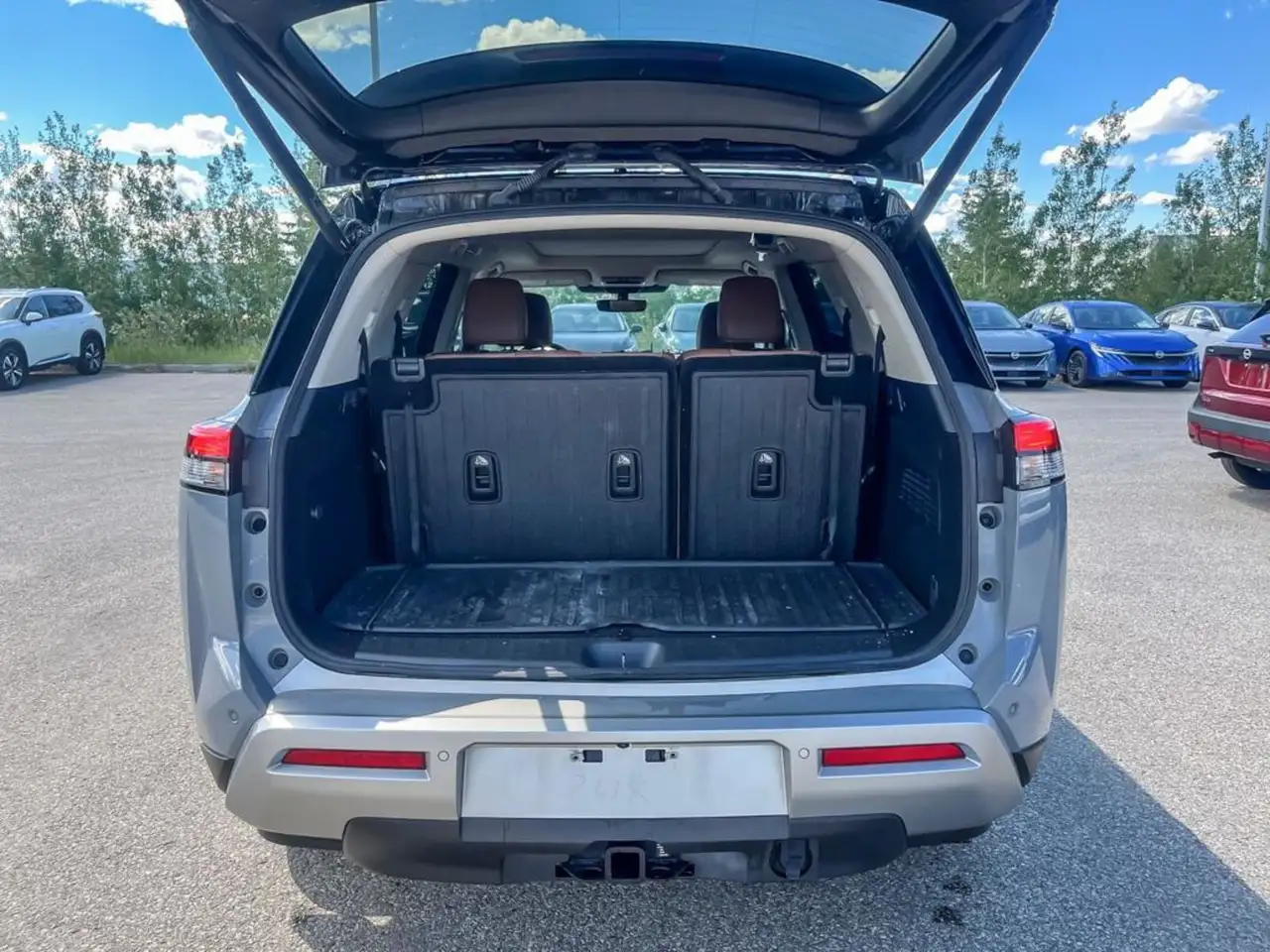 Nissan Pathfinder photo Nissan Pathfinder