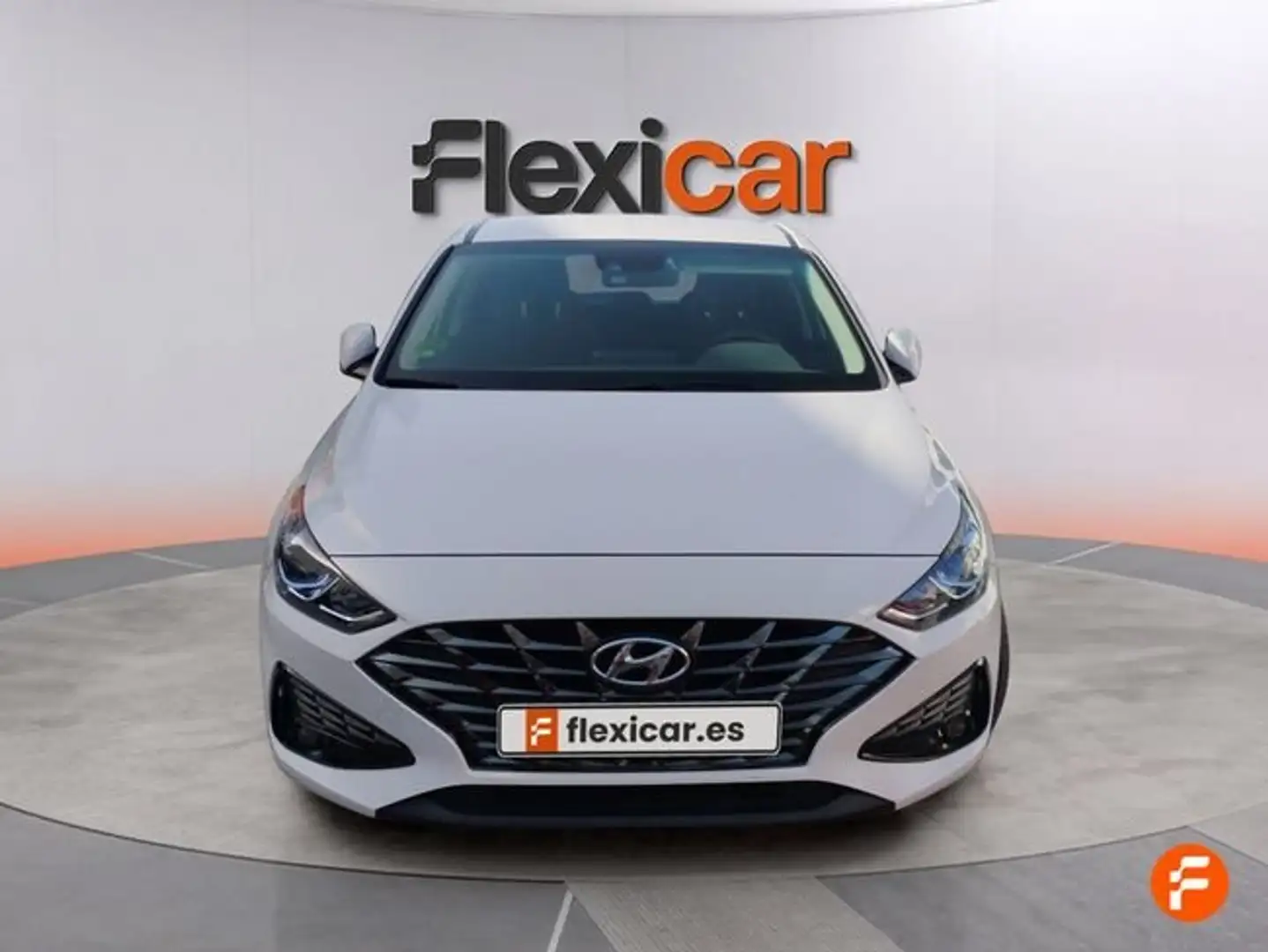 Hyundai i30 1.0 TGDI Klass Fastback LRR Blanco - 2