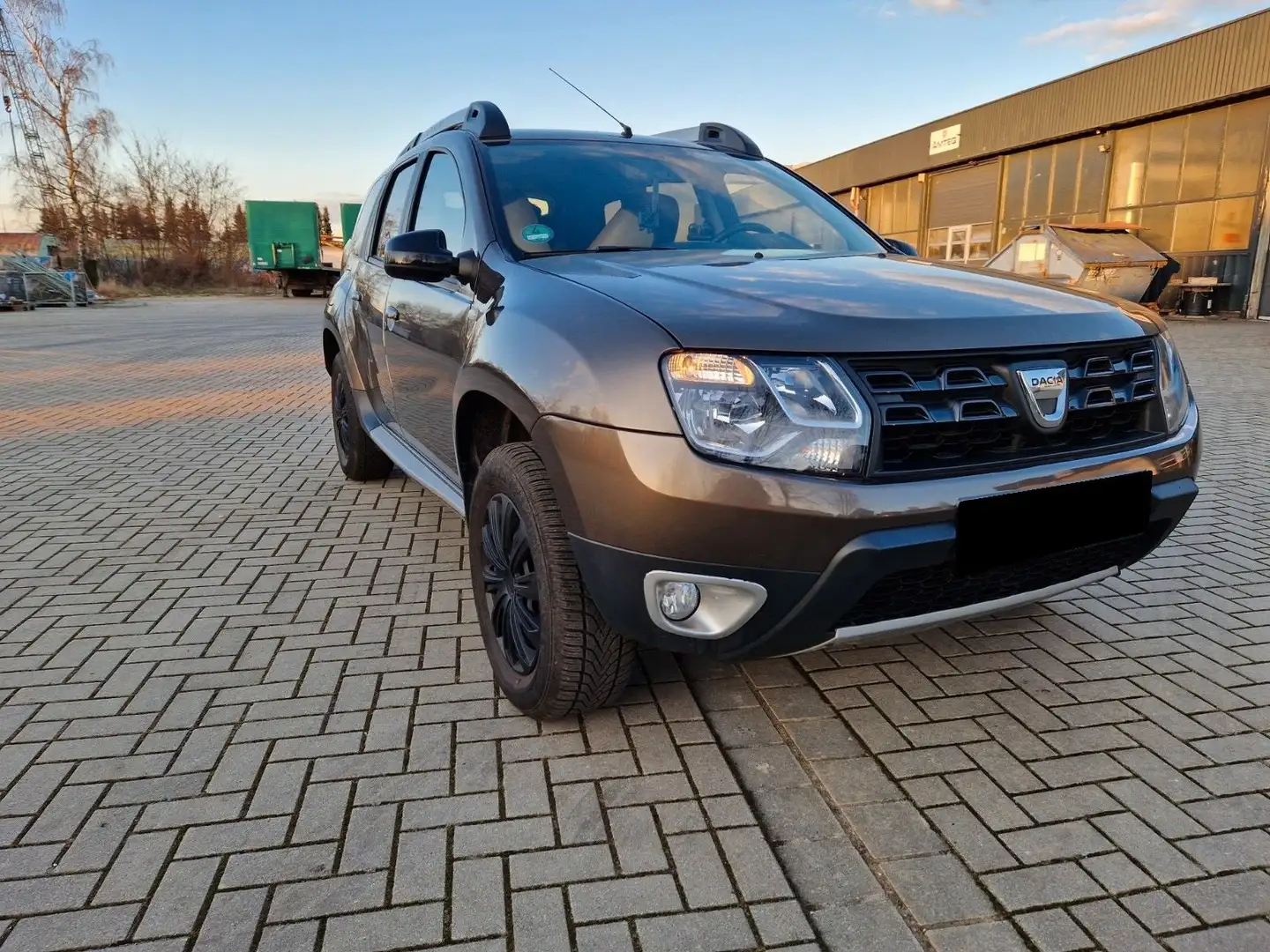 Dacia Duster Duster TCe 125 4x2Laureate Braun - 2
