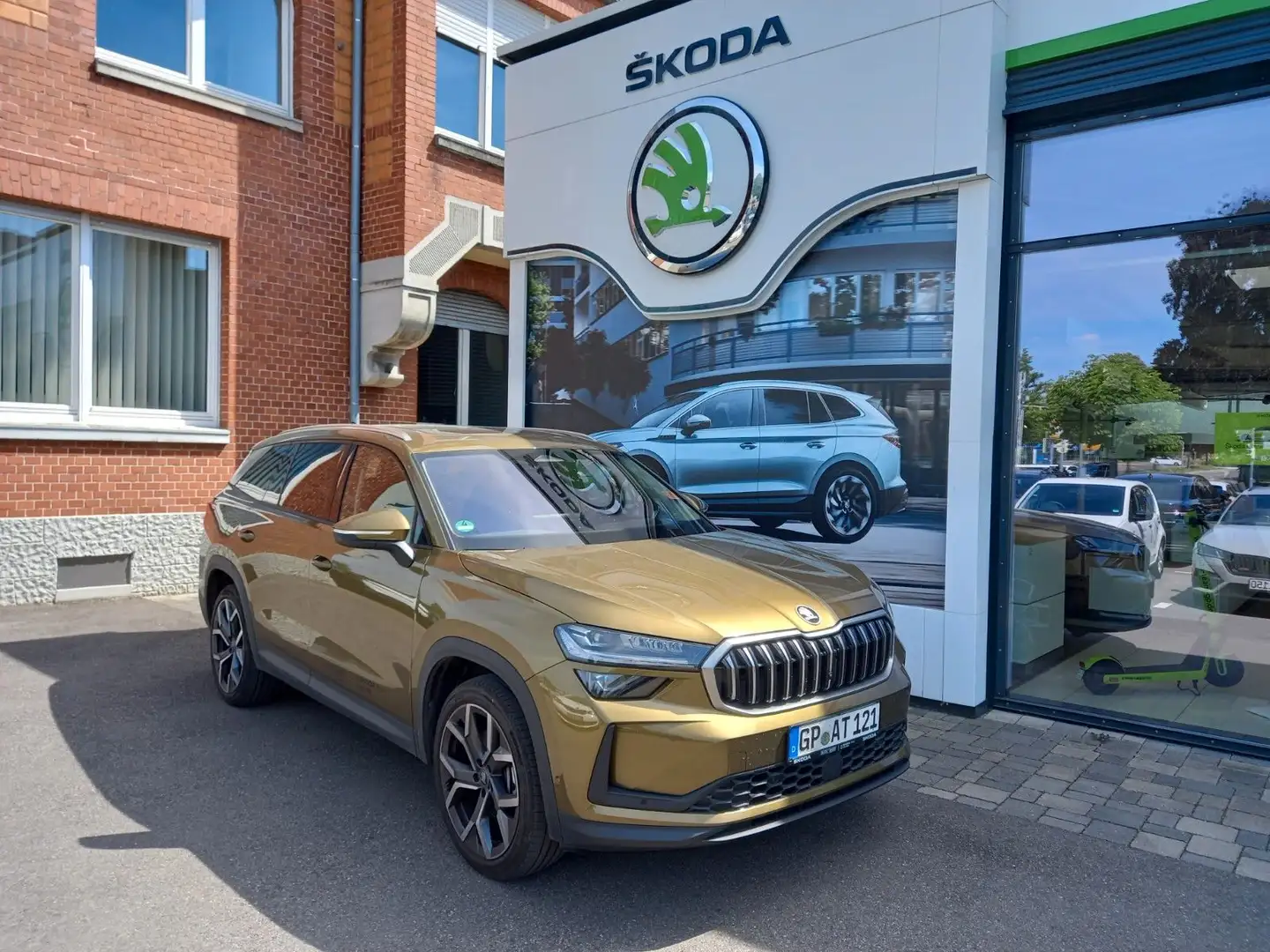 Skoda Kodiaq 2.0 TDI DSG 4x4 SELECTION PANO, LEDER,AHK Gold - 1