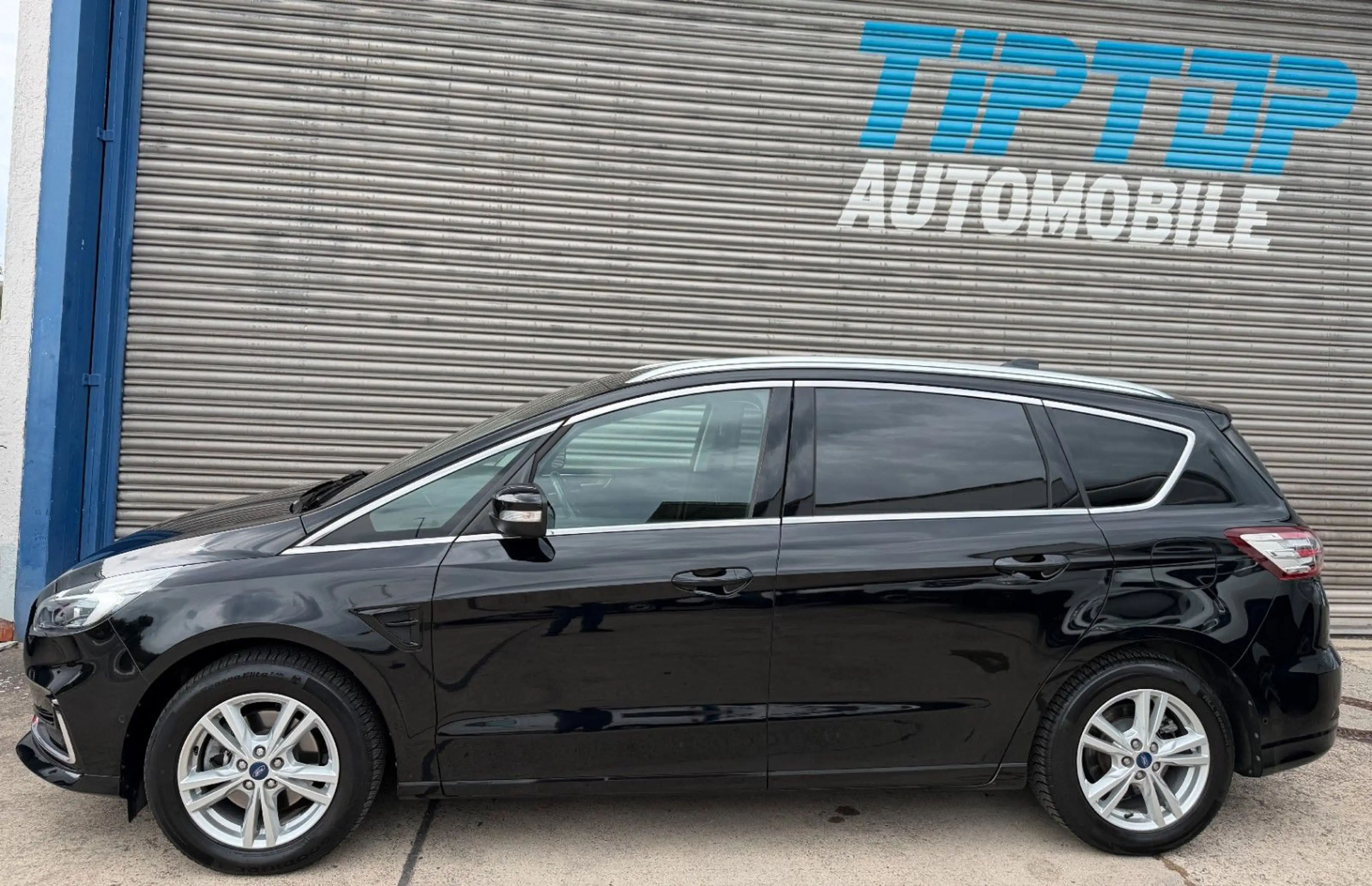Ford S-Max Hybrid Titanium*7-SITZE*NAVI*AHK*KAMERA* — photo 2