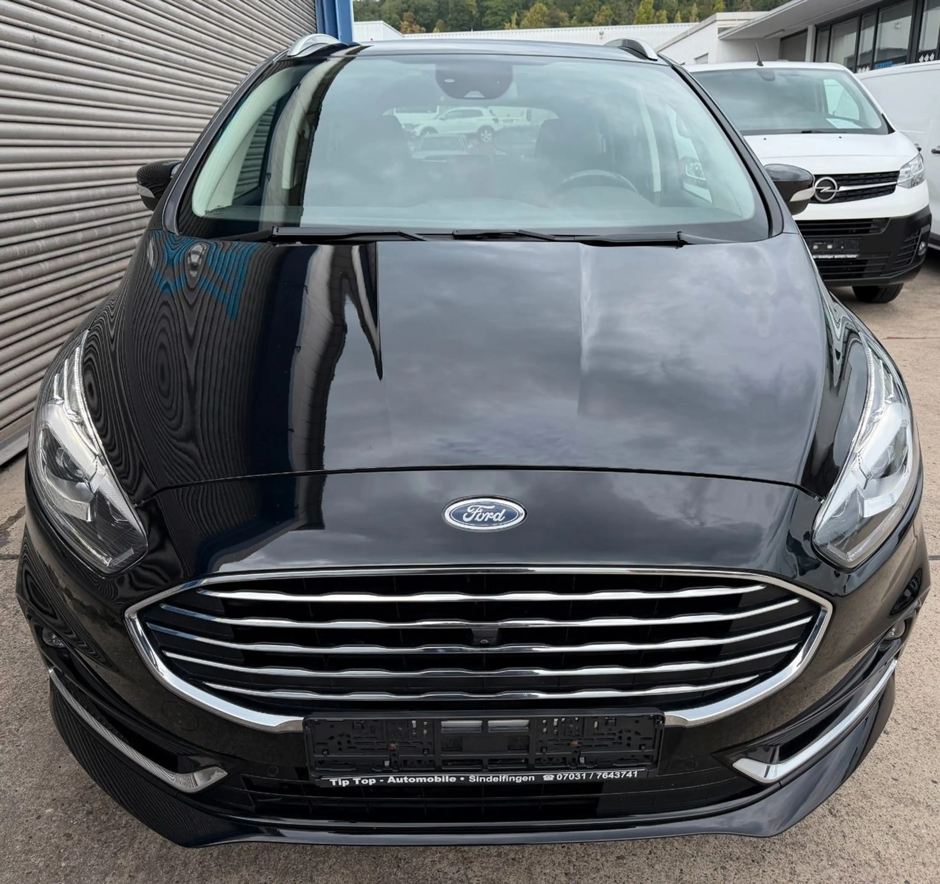 Ford S-Max Hybrid Titanium*7-SITZE*NAVI*AHK*KAMERA* — photo 8