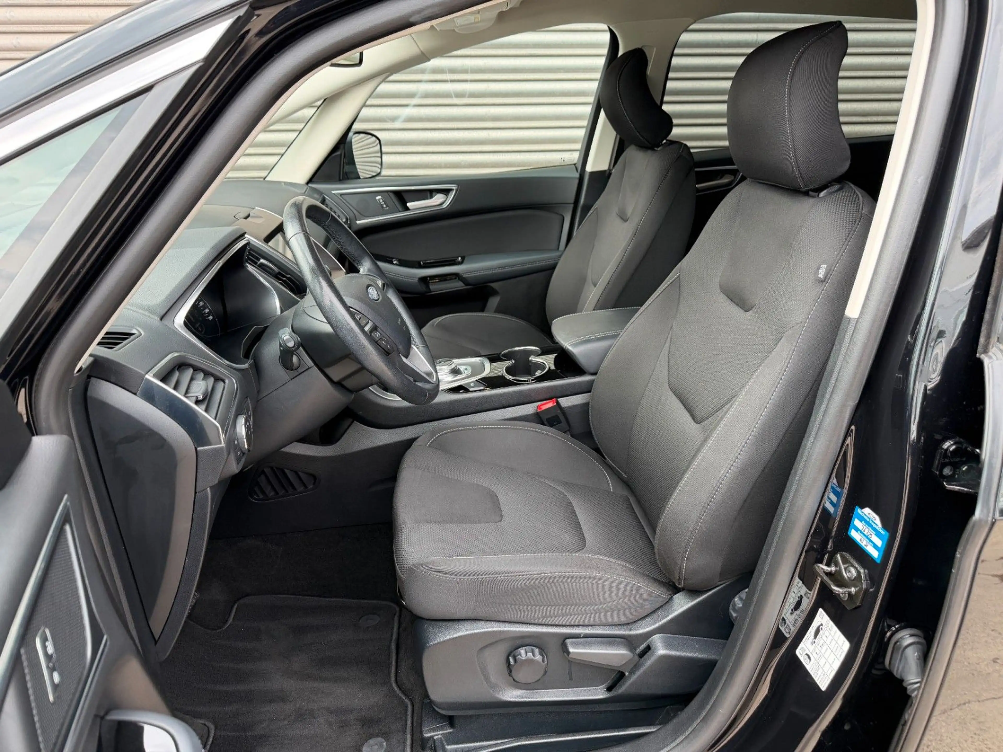 Ford S-Max Hybrid Titanium*7-SITZE*NAVI*AHK*KAMERA* — photo 13